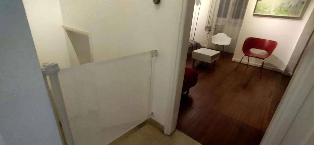 فيلا House With Large Terrace, Jacuzzi And Gated Parking For One Car مونتيفيديو المظهر الخارجي الصورة