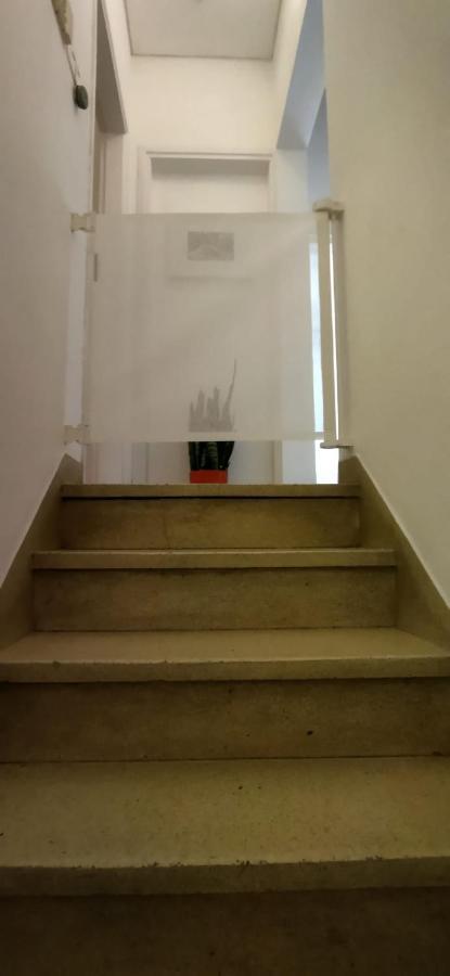 فيلا House With Large Terrace, Jacuzzi And Gated Parking For One Car مونتيفيديو المظهر الخارجي الصورة