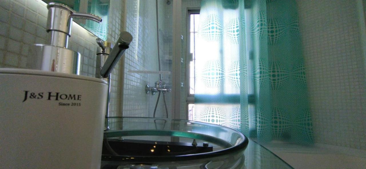 فيلا House With Large Terrace, Jacuzzi And Gated Parking For One Car مونتيفيديو المظهر الخارجي الصورة